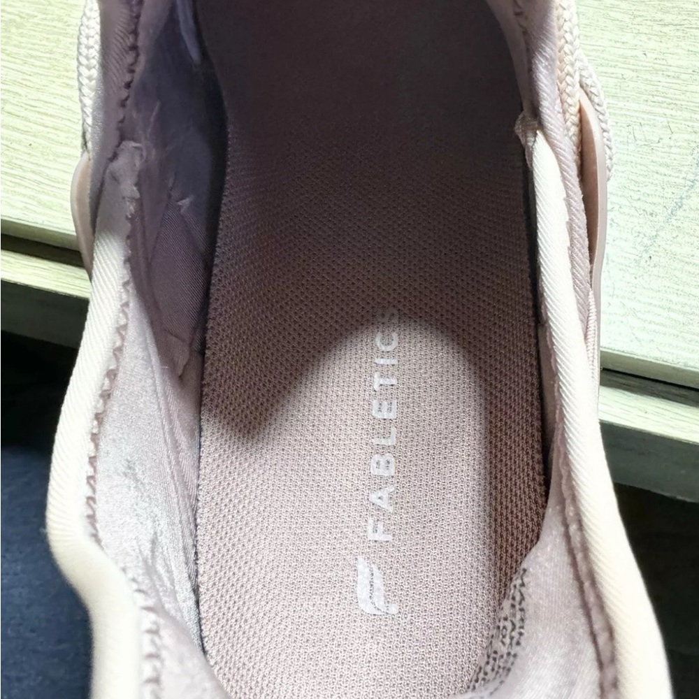 Fabletics Zuma Studio Sneaker Women Size 10 Athletic Shoes Earth Tone Rose Pink - Picture 6 of 6